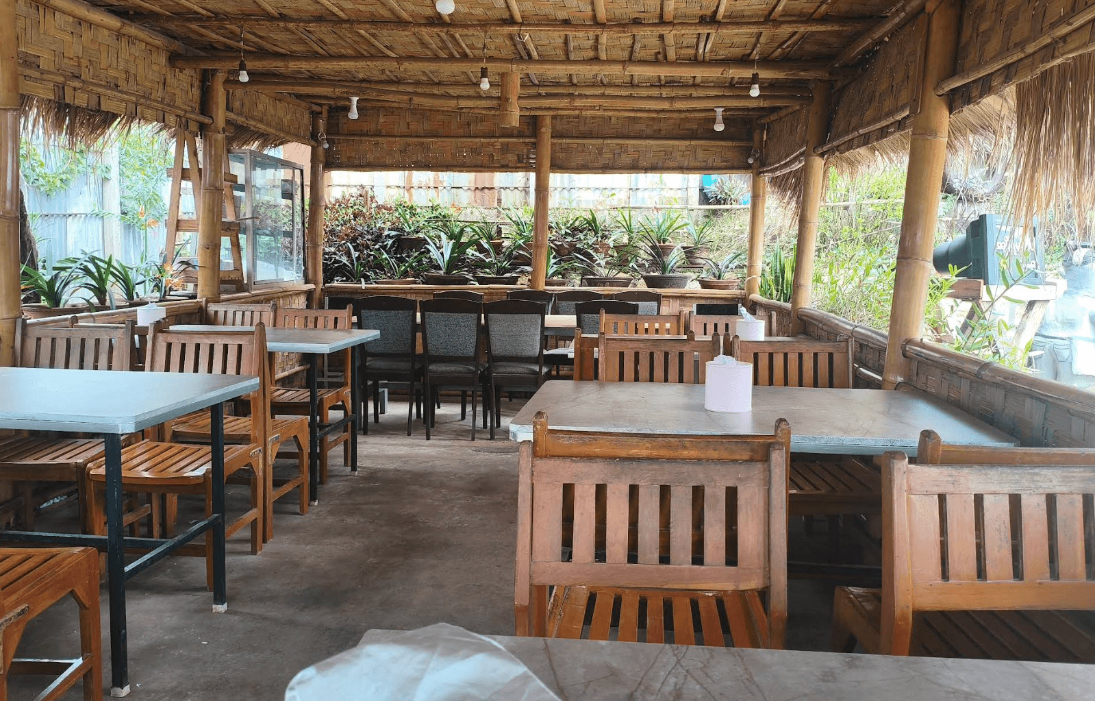 ဦးလေးကြီး စားဖွယ်စုံ | Jann Family Food Hut, photo 2