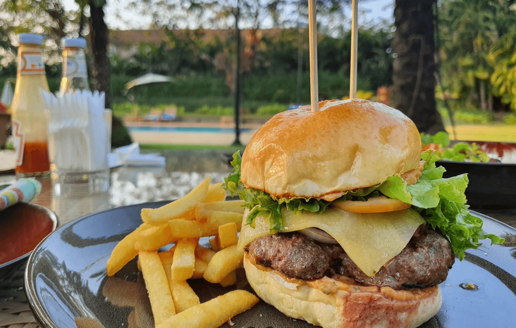 Oasis Bistro (Pun Hlaing), photo 2