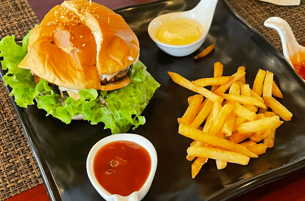 Monaco Café & Halal Restaurant, photo 2