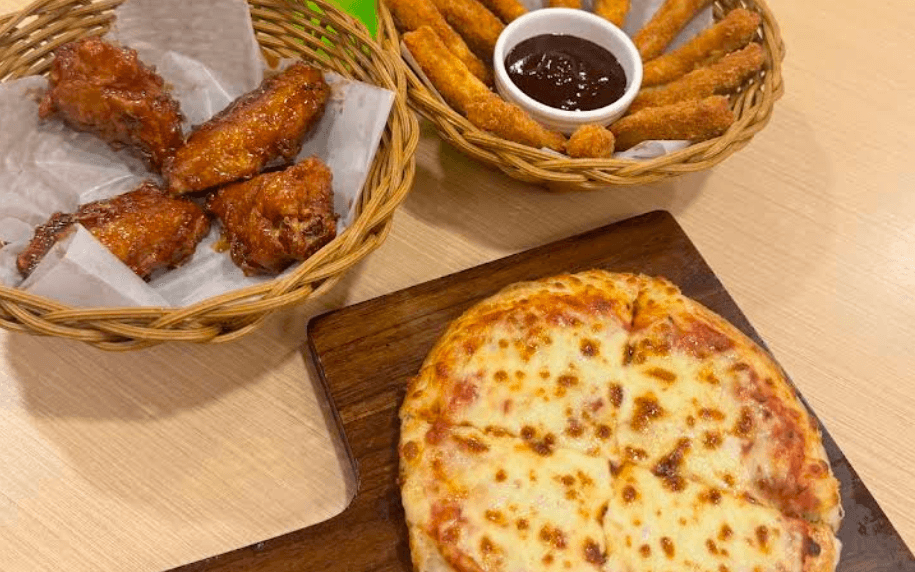 The Pizza Company (Waizayantar Branch), photo 2