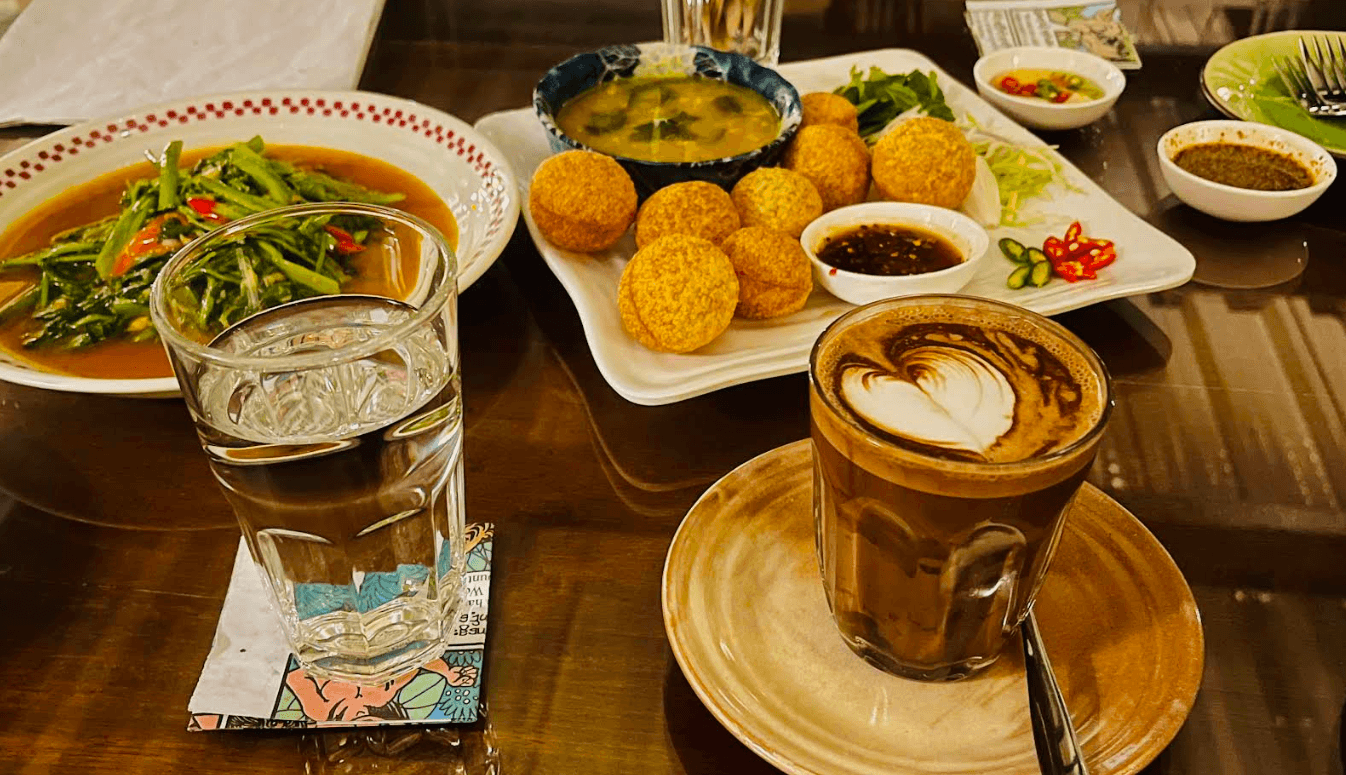 Maw Yon Cafe, photo 3