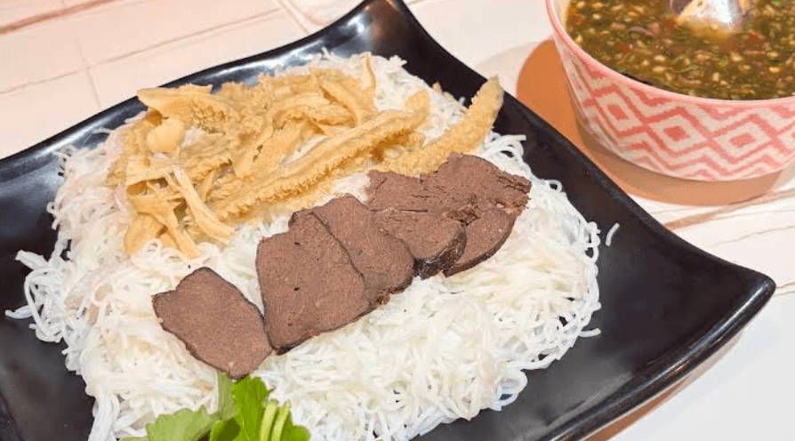 SUT Restaurant (Kachin Traditional Food), photo 3
